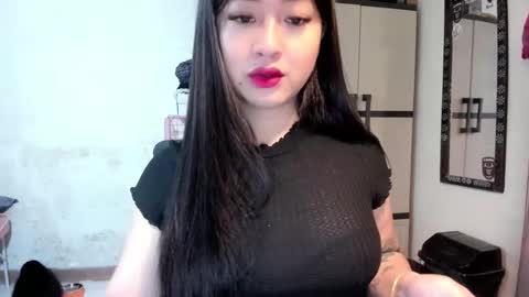 Snapshot of sweetlovepinay04 chatting on 02-27-25, 01:27 Zoe online show from 02-27-25, 01:27