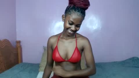 Snapshot of sweetlykaya chatting on 06-23-26, 11:47 KAYA online show from 06-23-26, 11:47