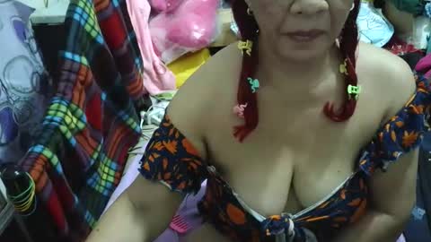 Snapshot of sweetmature_69 chatting on 05-31-26, 05:42 sweetmature_69 online show from 05-31-26, 05:42