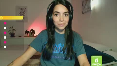 Sweet Mysterious online show from 11-11-25, 10:04