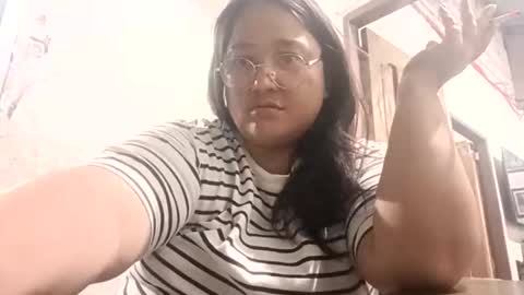 Snapshot of sweetnike chatting on 02-08-26, 01:25 sweetnike online show from 02-08-26, 01:25