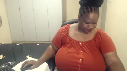 sweetnoziexxx online show from 02-17-25, 03:31