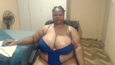 Snapshot of sweetnoziexxx chatting on 04-22-26, 06:05 sweetnoziexxx online show from 04-22-26, 06:05