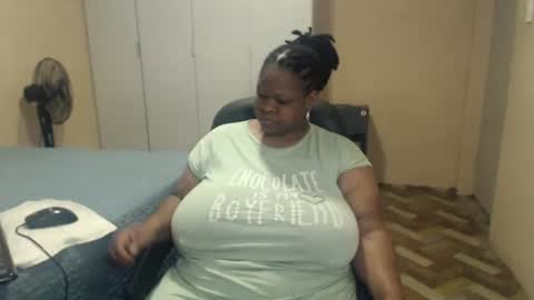Snapshot of sweetnoziexxx chatting on 05-12-26, 05:37 sweetnoziexxx online show from 05-12-26, 05:37