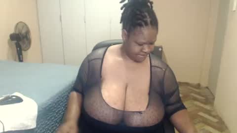 Snapshot of sweetnoziexxx chatting on 05-27-26, 06:32 sweetnoziexxx online show from 05-27-26, 06:32
