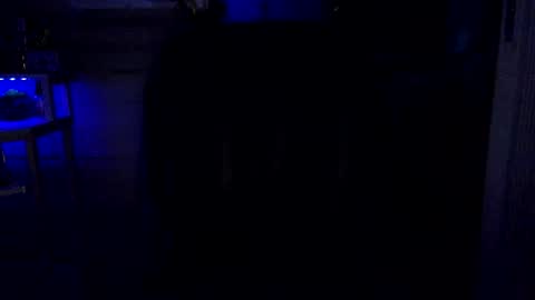 Snapshot of sweetnsexy95 chatting on 02-21-25, 11:01 WeAim2PZzz online show from 02-21-25, 11:01