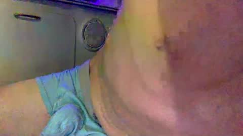 Snapshot of sweetnsexy95 chatting on 02-26-25, 02:26 WeAim2PZzz online show from 02-26-25, 02:26