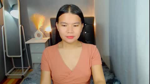 Snapshot of sweetnwildts chatting on 11-24-25, 02:00 Ghena online show from 11-24-25, 02:00