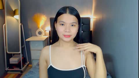 Snapshot of sweetnwildts chatting on 03-04-26, 02:39 Ghena online show from 03-04-26, 02:39