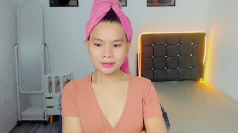 Snapshot of sweetnwildts chatting on 05-30-26, 11:51 Ghena online show from 05-30-26, 11:51