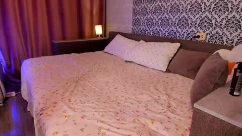 Nastya and Johnny online show from 02-17-25, 01:36