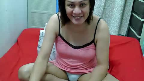 Snapshot of sweetpearlts4u chatting on 02-02-26, 07:07 sam online show from 02-02-26, 07:07