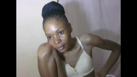 Snapshot of sweetpetite254 chatting on 05-17-26, 02:53 ESTHER online show from 05-17-26, 02:53