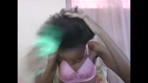 Snapshot of sweetpetite254 chatting on 06-01-26, 06:48 ESTHER online show from 06-01-26, 06:48