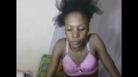 Snapshot of sweetpetite254 chatting on 06-01-26, 06:53 ESTHER online show from 06-01-26, 06:53