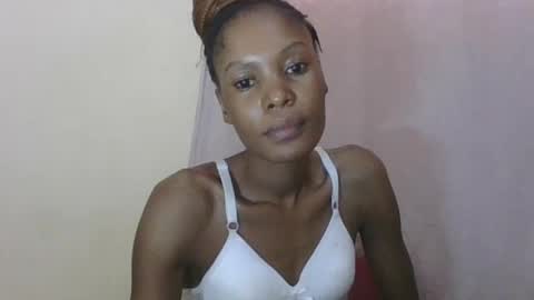 Snapshot of sweetpetite254 chatting on 06-27-26, 12:33 ESTHER online show from 06-27-26, 12:33