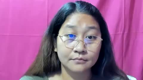 Snapshot of sweetpilipina88 chatting on 12-22-24, 08:38 MIA online show from 12-22-24, 08:38
