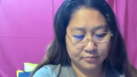 Snapshot of sweetpilipina88 chatting on 01-17-25, 12:20 MIA online show from 01-17-25, 12:20