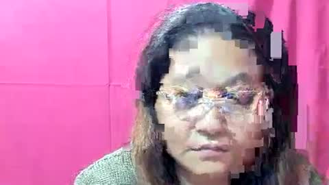 Snapshot of sweetpilipina88 chatting on 01-19-25, 11:12 MIA online show from 01-19-25, 11:12