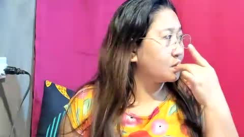 Snapshot of sweetpilipina88 chatting on 01-23-25, 08:15 MIA online show from 01-23-25, 08:15