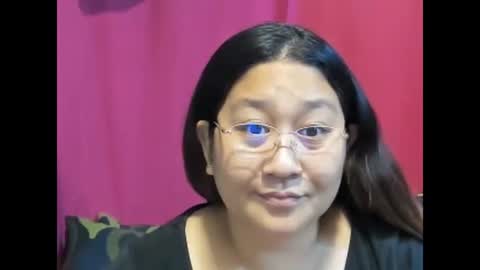 Snapshot of sweetpilipina88 chatting on 02-20-25, 12:04 MIA online show from 02-20-25, 12:04