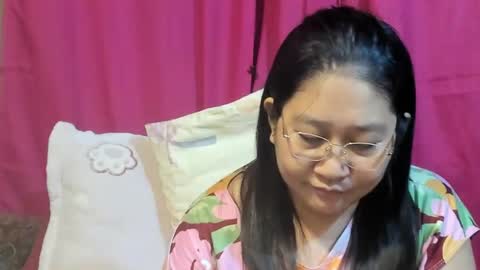 Snapshot of sweetpilipina88 chatting on 07-13-26, 10:07 MIA online show from 07-13-26, 10:07