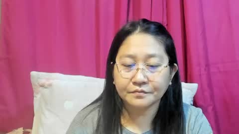 Snapshot of sweetpilipina88 chatting on 07-16-26, 09:37 MIA online show from 07-16-26, 09:37