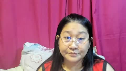 Snapshot of sweetpilipina88 chatting on 08-01-26, 10:47 MIA online show from 08-01-26, 10:47