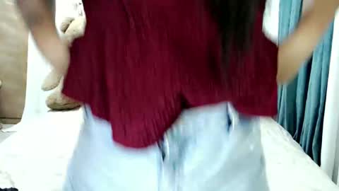 Snapshot of sweetprincess_athena chatting on 02-05-25, 06:04 Princess Ella online show from 02-05-25, 06:04