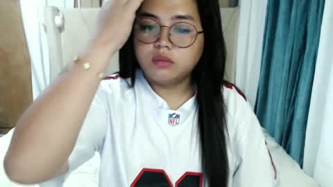 Snapshot of sweetprincess_athena chatting on 03-04-25, 06:04 Princess Ella online show from 03-04-25, 06:04