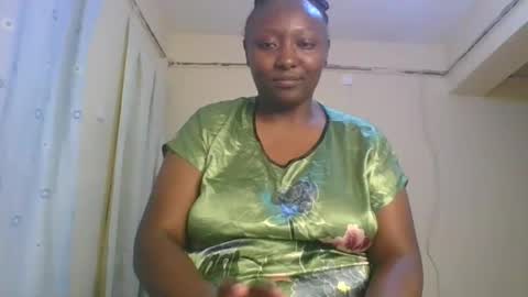 Rose Watetu online show from 05-29-26, 03:43