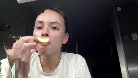 Snapshot of sweetsatalana chatting on 05-26-26, 11:23 sweetsatalana online show from 05-26-26, 11:23