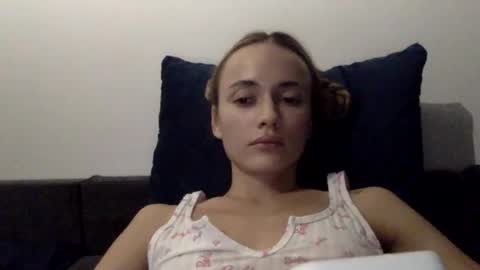 Snapshot of sweetsatalana chatting on 06-09-26, 11:27 sweetsatalana online show from 06-09-26, 11:27