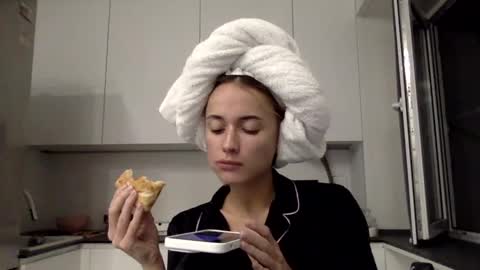 Snapshot of sweetsatalana chatting on 07-13-26, 10:45 sweetsatalana online show from 07-13-26, 10:45