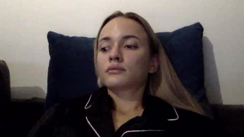 Snapshot of sweetsatalana chatting on 07-17-26, 08:57 sweetsatalana online show from 07-17-26, 08:57