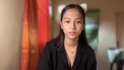 Snapshot of sweetsexy_miax chatting on 03-13-26, 12:06 Mia online show from 03-13-26, 12:06