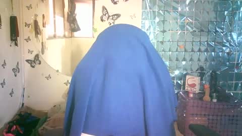 Snapshot of sweetsin_21 chatting on 01-11-25, 09:25 MEGHAN LOPEZ online show from 01-11-25, 09:25