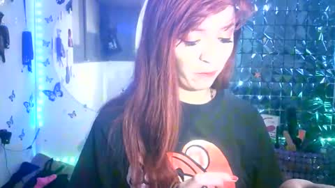 Snapshot of sweetsin_21 chatting on 01-14-25, 11:27 MEGHAN LOPEZ online show from 01-14-25, 11:27