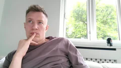 Snapshot of sweetsinner83 chatting on 06-16-26, 07:16 sweetsinner83 online show from 06-16-26, 07:16