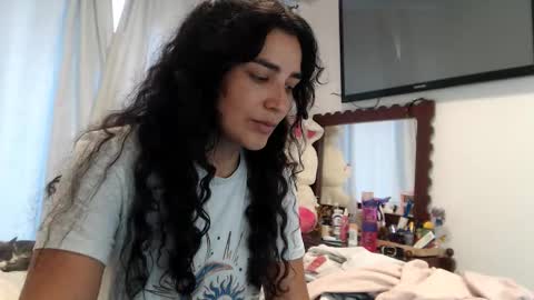 Dianis online show from 11-06-25, 04:52