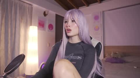 Snapshot of sweett_catt1 chatting on 02-19-26, 02:29 Cat independent model online show from 02-19-26, 02:29