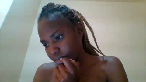 Snapshot of sweett_kimmie chatting on 07-06-26, 08:33 sweett_kimmie online show from 07-06-26, 08:33