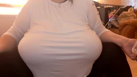 Maya online show from 02-17-25, 11:44