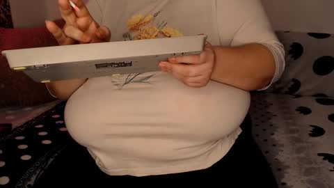 Maya online show from 11-20-25, 10:26