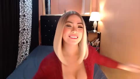 Ms trixiee online show from 03-10-25, 07:40