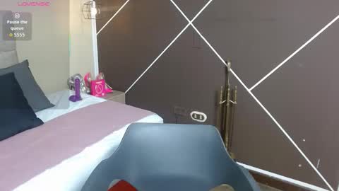 Scarlet online show from 10-08-25, 11:52