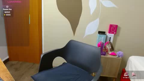 Scarlet online show from 11-22-25, 11:31