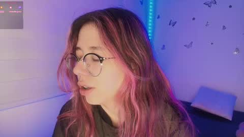 Veronica Independent Model online show from 11-15-25, 10:56