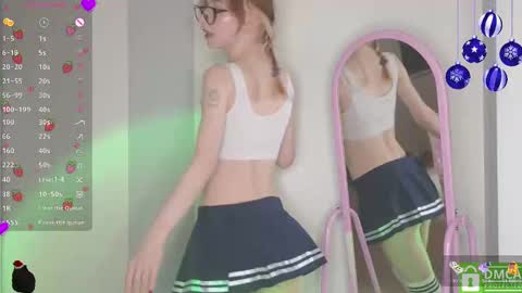 Elis  a little vacation Ill be here Saturday my schedules in bio online show from 12-19-24, 03:41