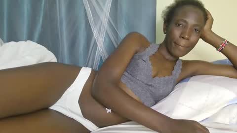 sweetvalariy online show from 09-15-25, 08:47